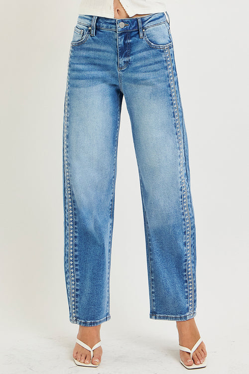 HIGH RISE ANKLE BARREL EMBO DETAILED JEANS