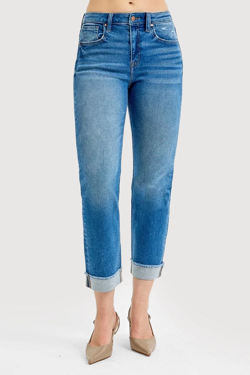HIGH RISE BOYFRIEND FIT ANKLE JEANS