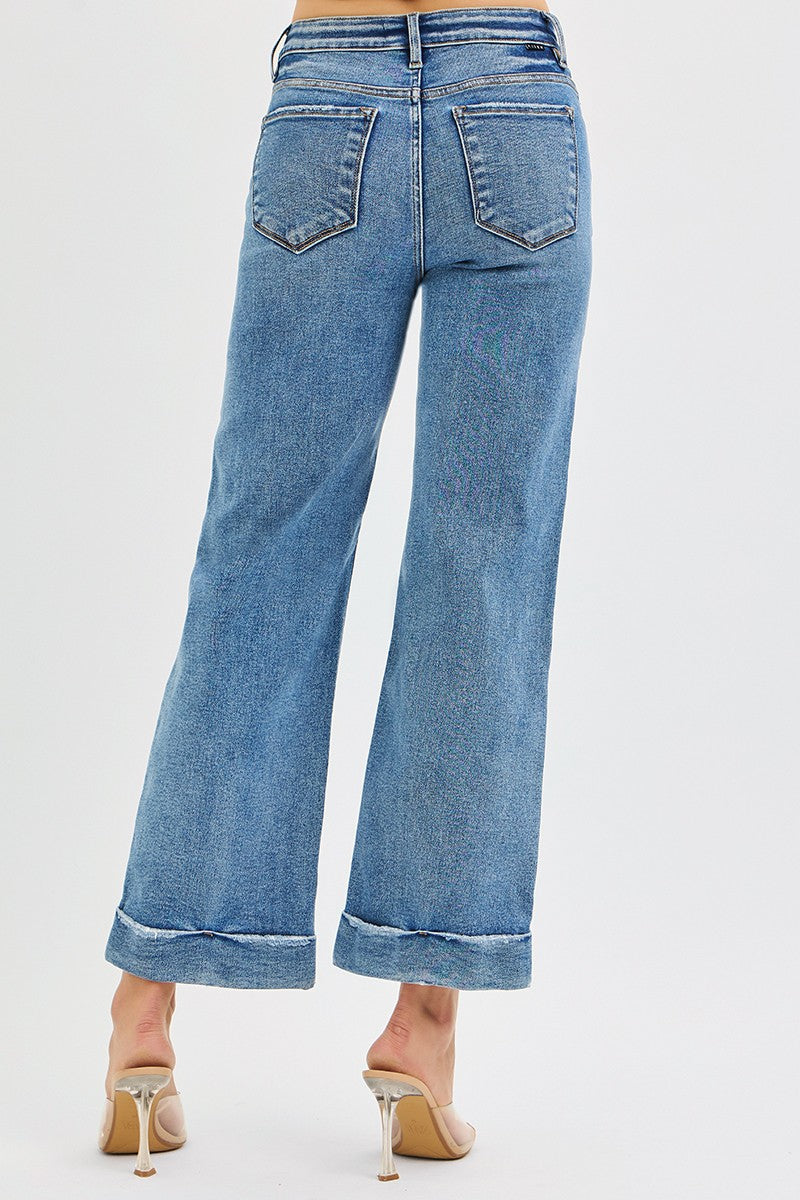 MID RISE CROP STRAIGHT WITH TAYLOR CUFFED JEANS
