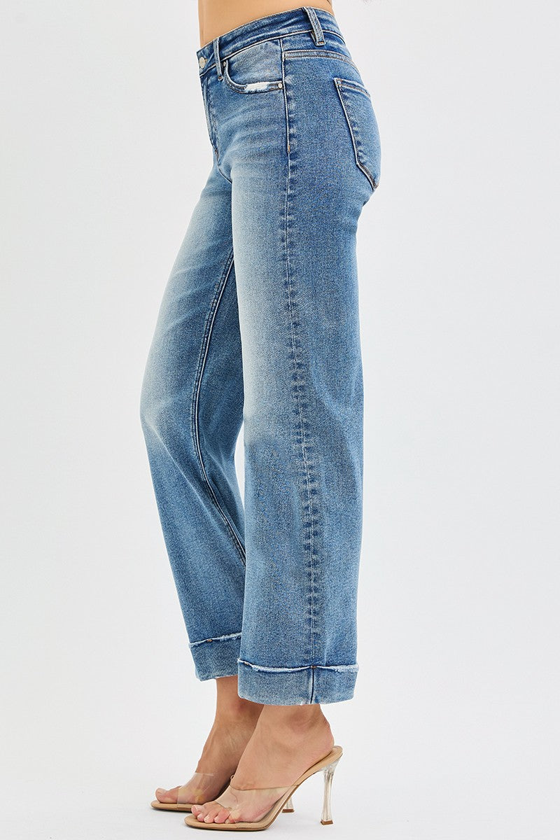 MID RISE CROP STRAIGHT WITH TAYLOR CUFFED JEANS