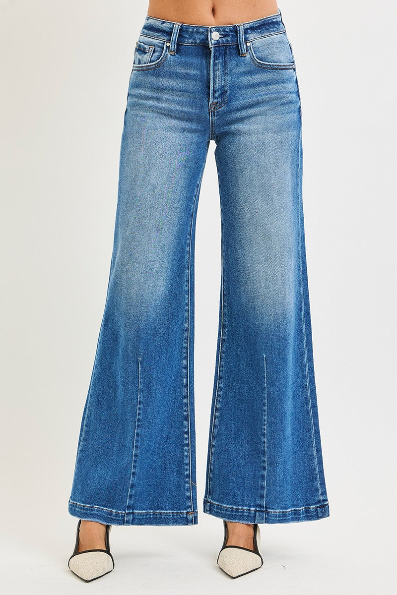 MID RISE WIDE LEG JEANS WITH FLARED LOOK