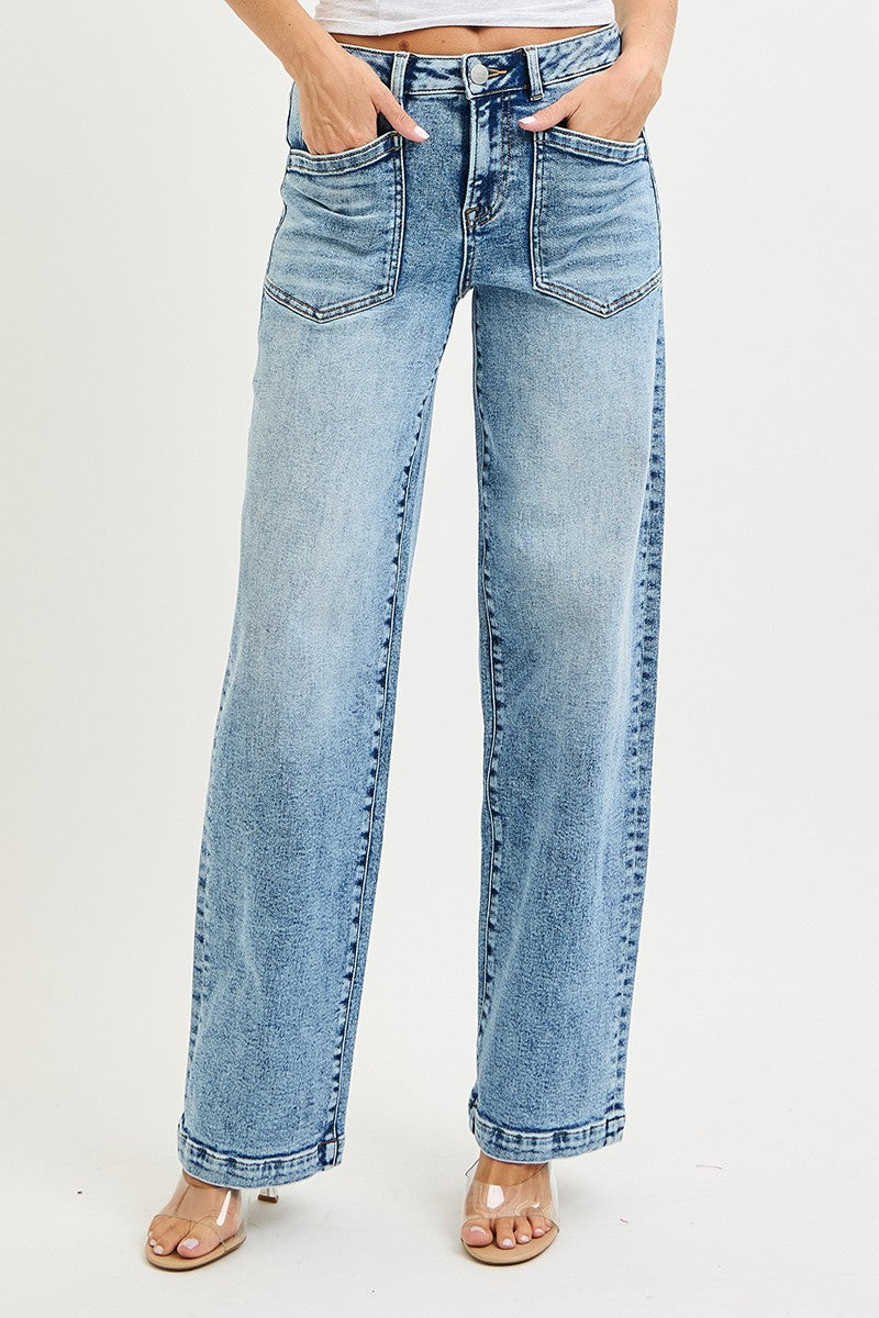 SLOUCHY RELAXED BAGGY PATCH POCKET DETAIL
