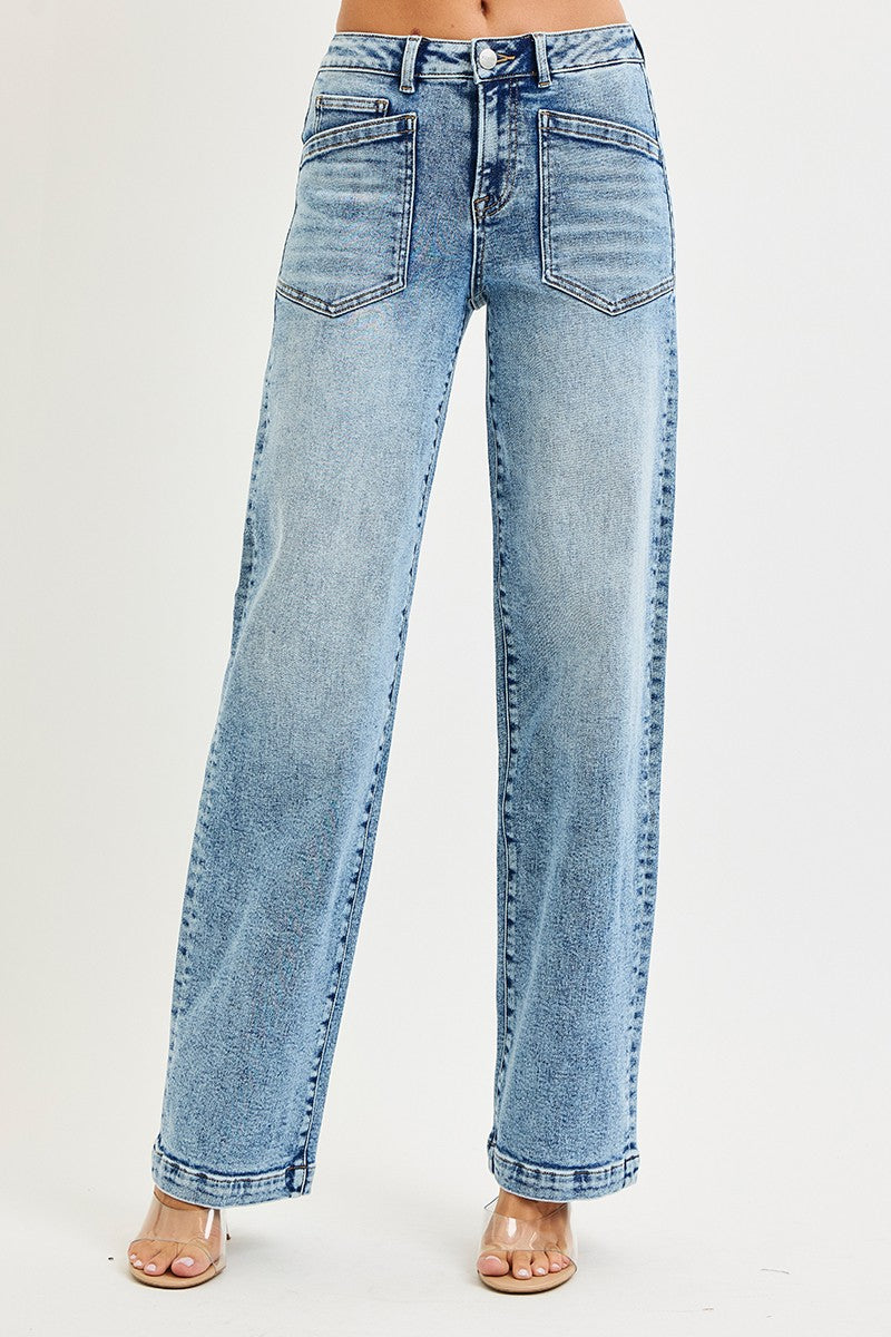 SLOUCHY RELAXED BAGGY PATCH POCKET DETAIL