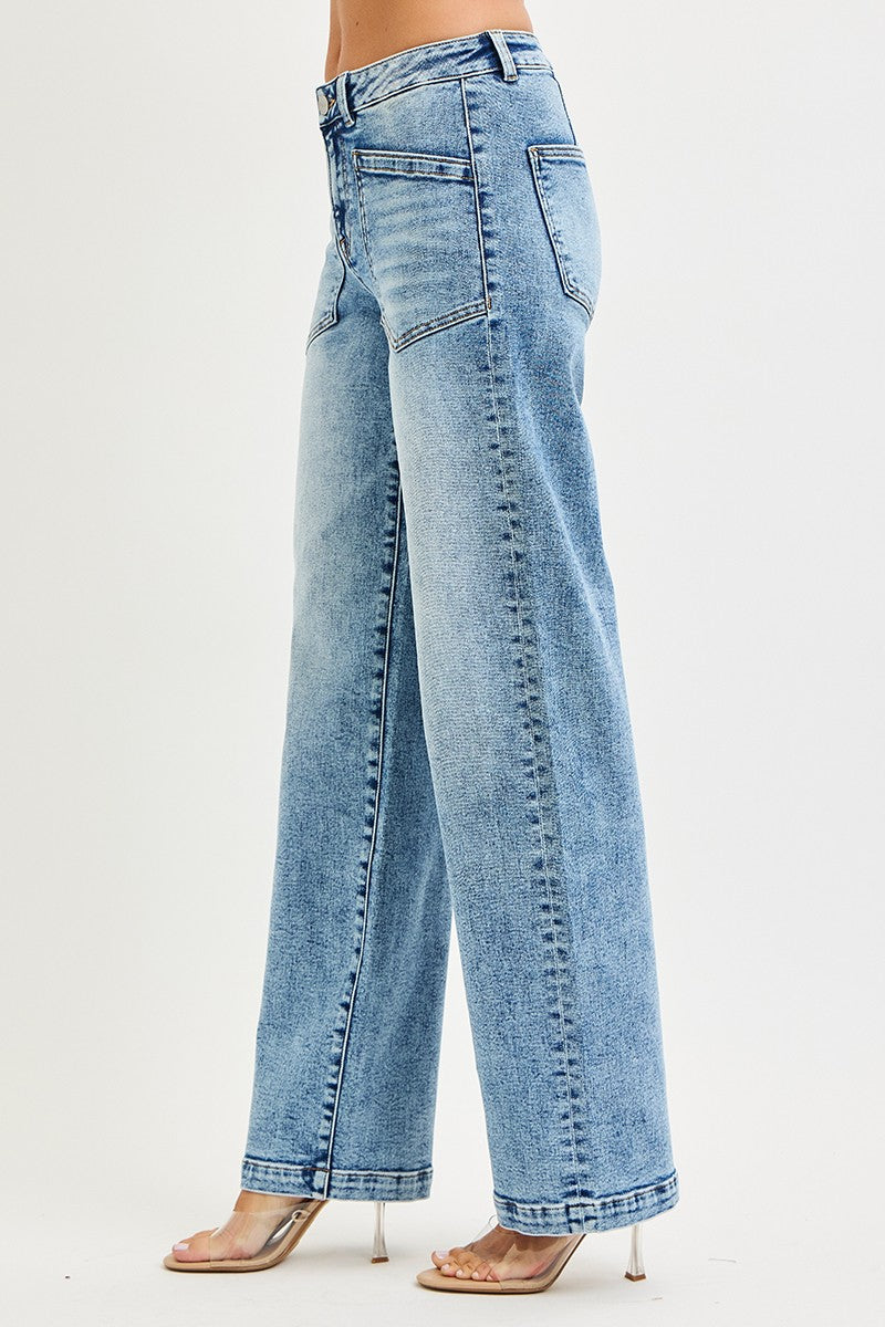 SLOUCHY RELAXED BAGGY PATCH POCKET DETAIL