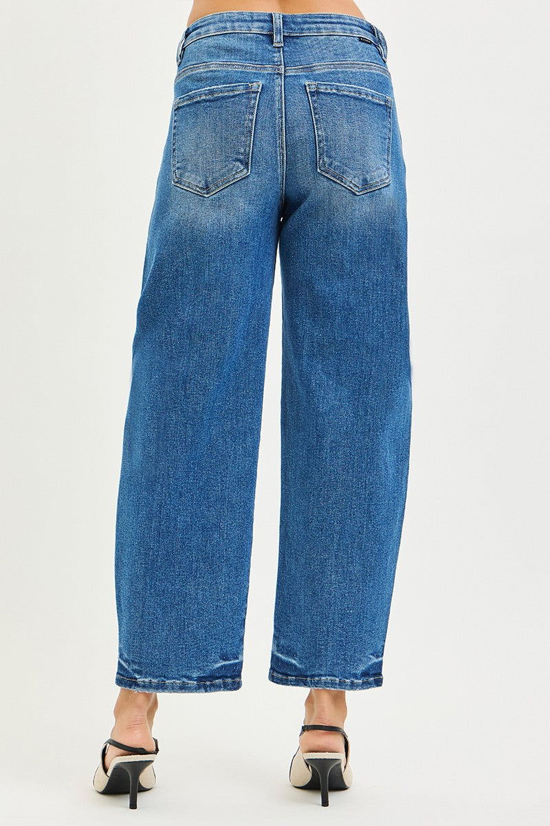 SLOUCHY CROPPED BARREL JEANS