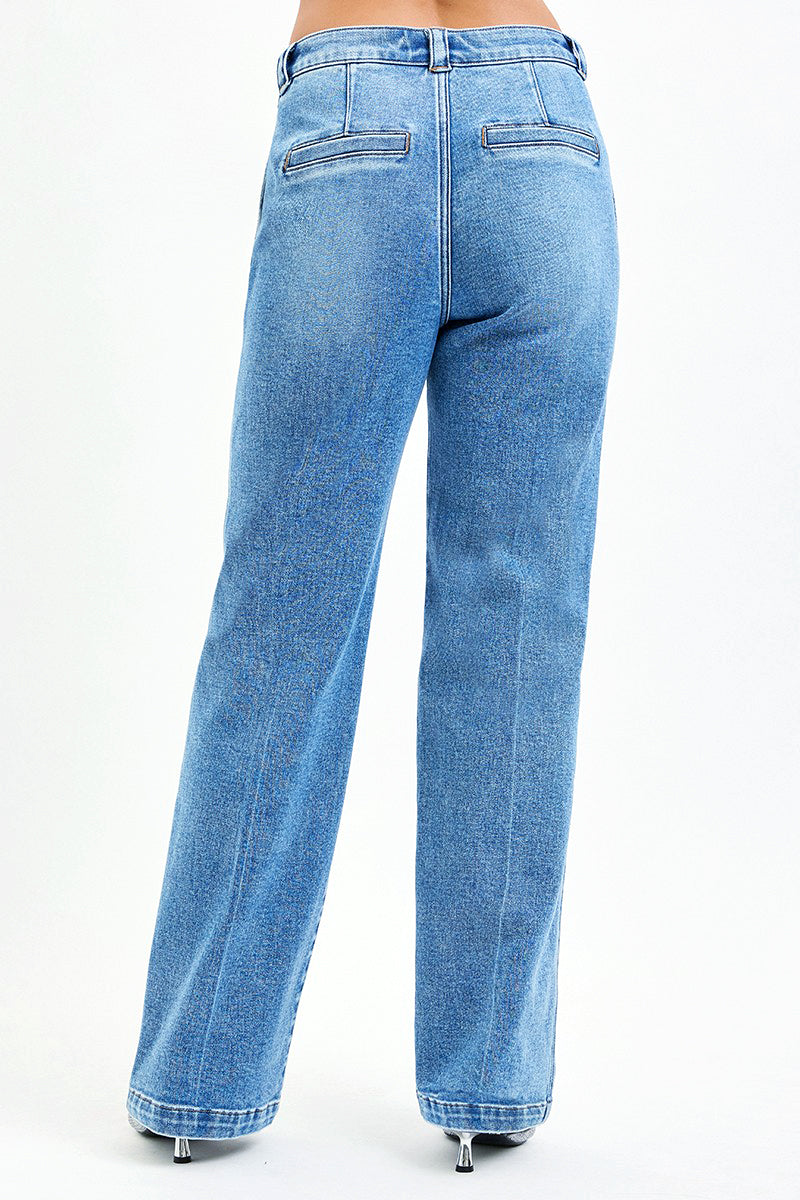 SLOUCHY STRAIGHT JEANS