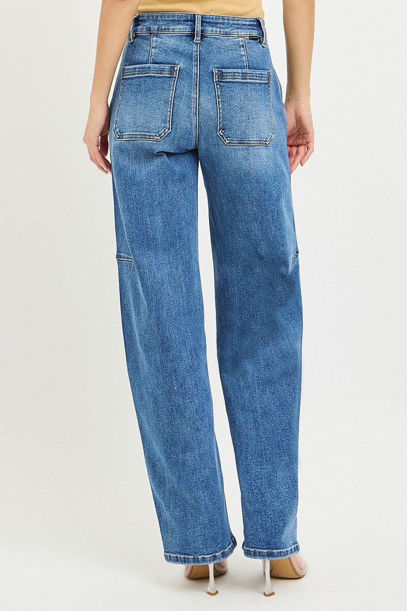 SLOUCHY BAGGY JEANS