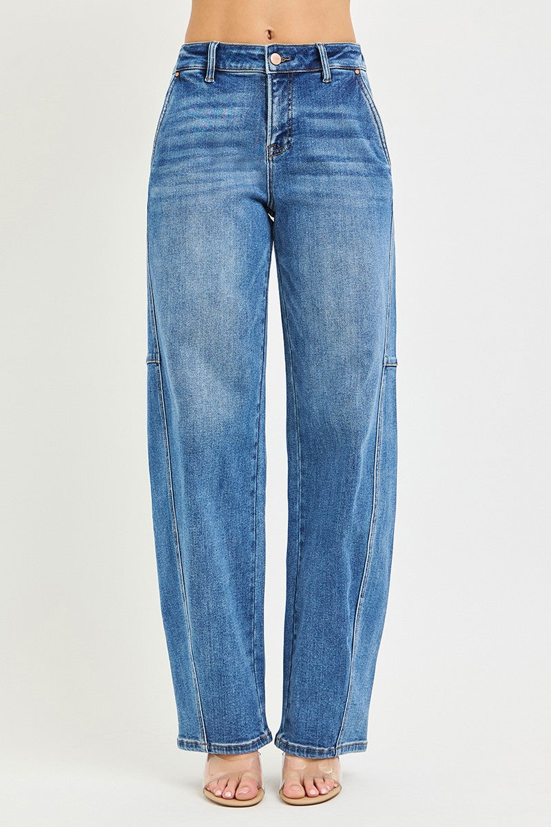 SLOUCHY BAGGY JEANS