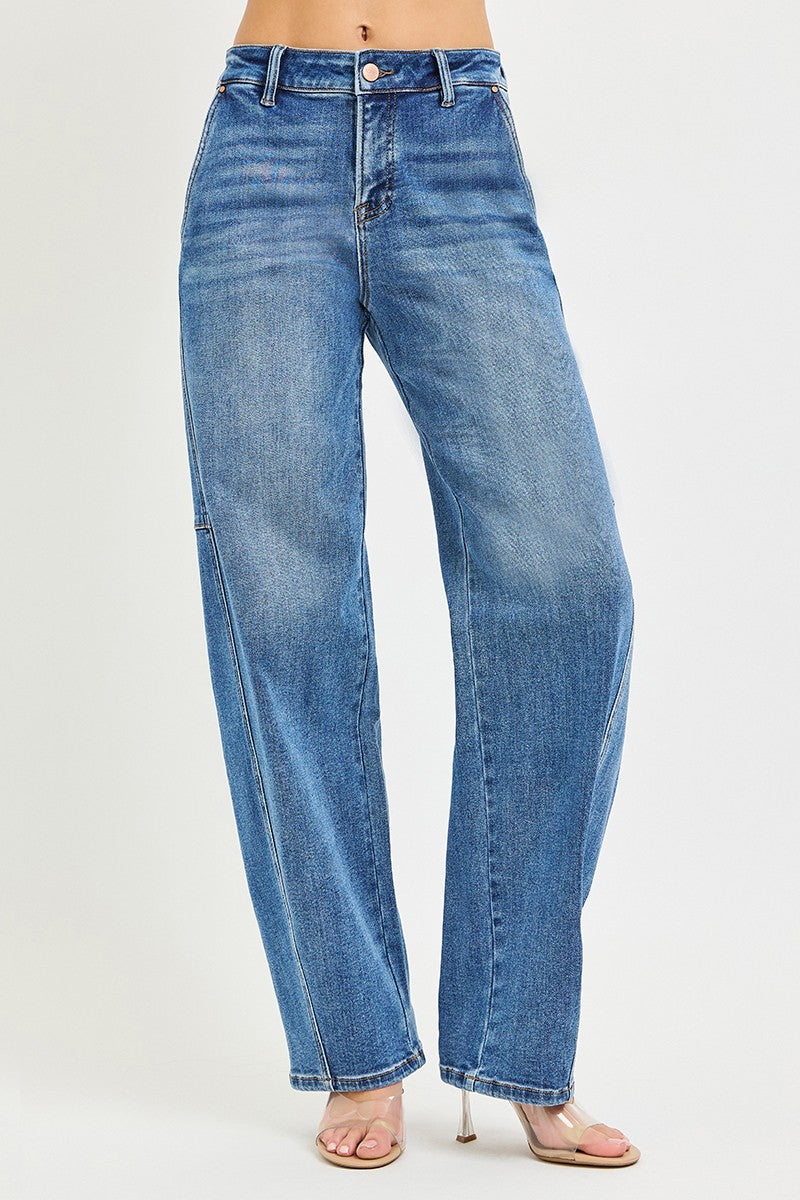 SLOUCHY BAGGY JEANS