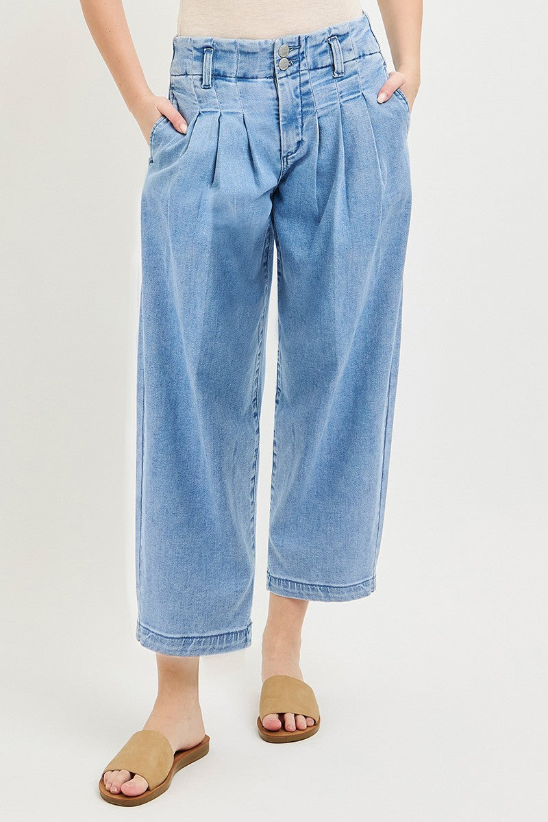 SLOUCHY CROP BARREL PLEATED JEANS