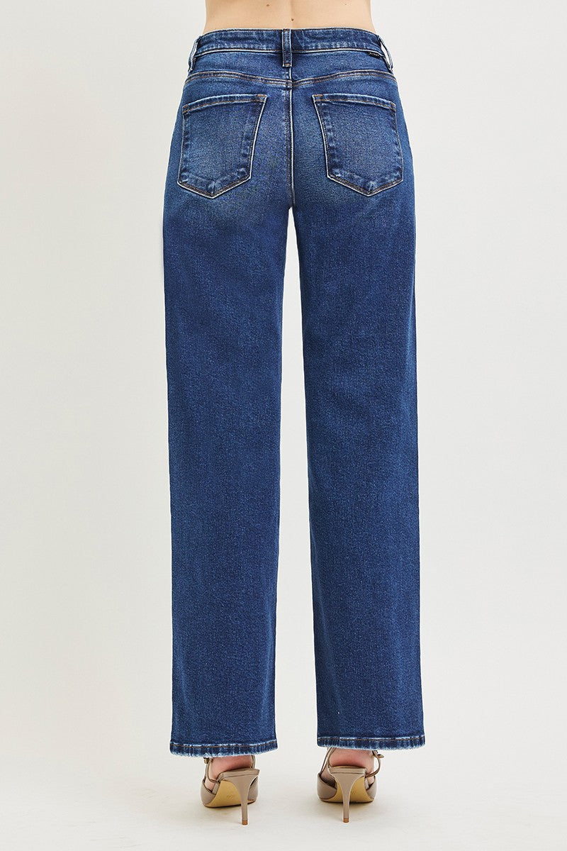 SLOUCHY BAGGY JEANS