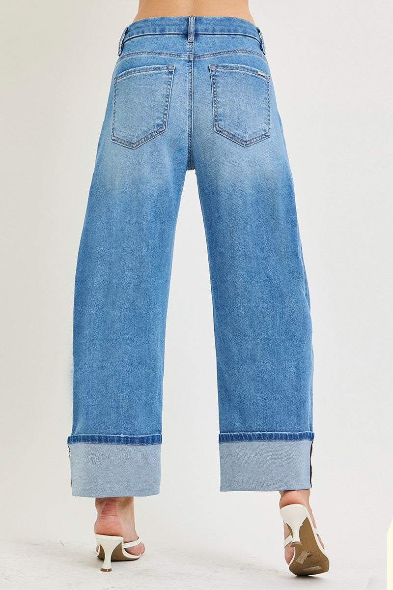 SLOUCHY CROP BARREL CUFFED JEANS