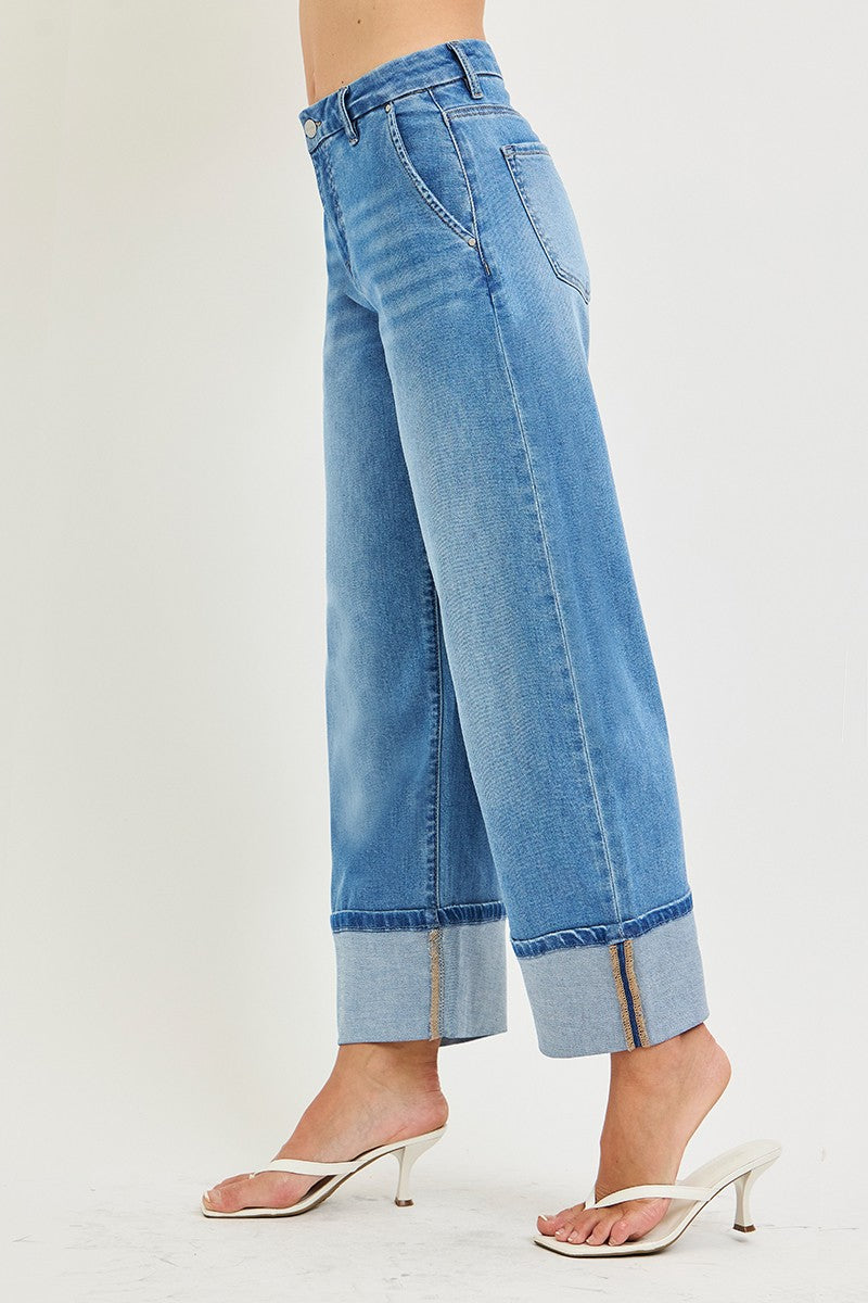 SLOUCHY CROP BARREL CUFFED JEANS