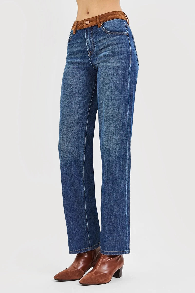 HIGH RISE STRAIGHT JEANS WITH SUEDE CONTRAST DETAILS
